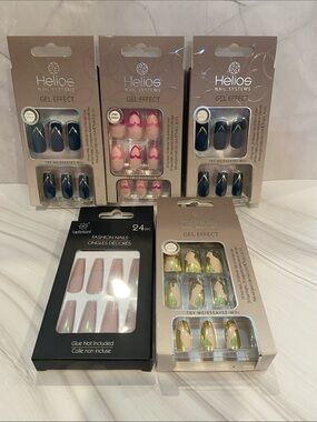 Helios Gel Effect Press-On Nails — LadyBird - Nails Bundle set of 5